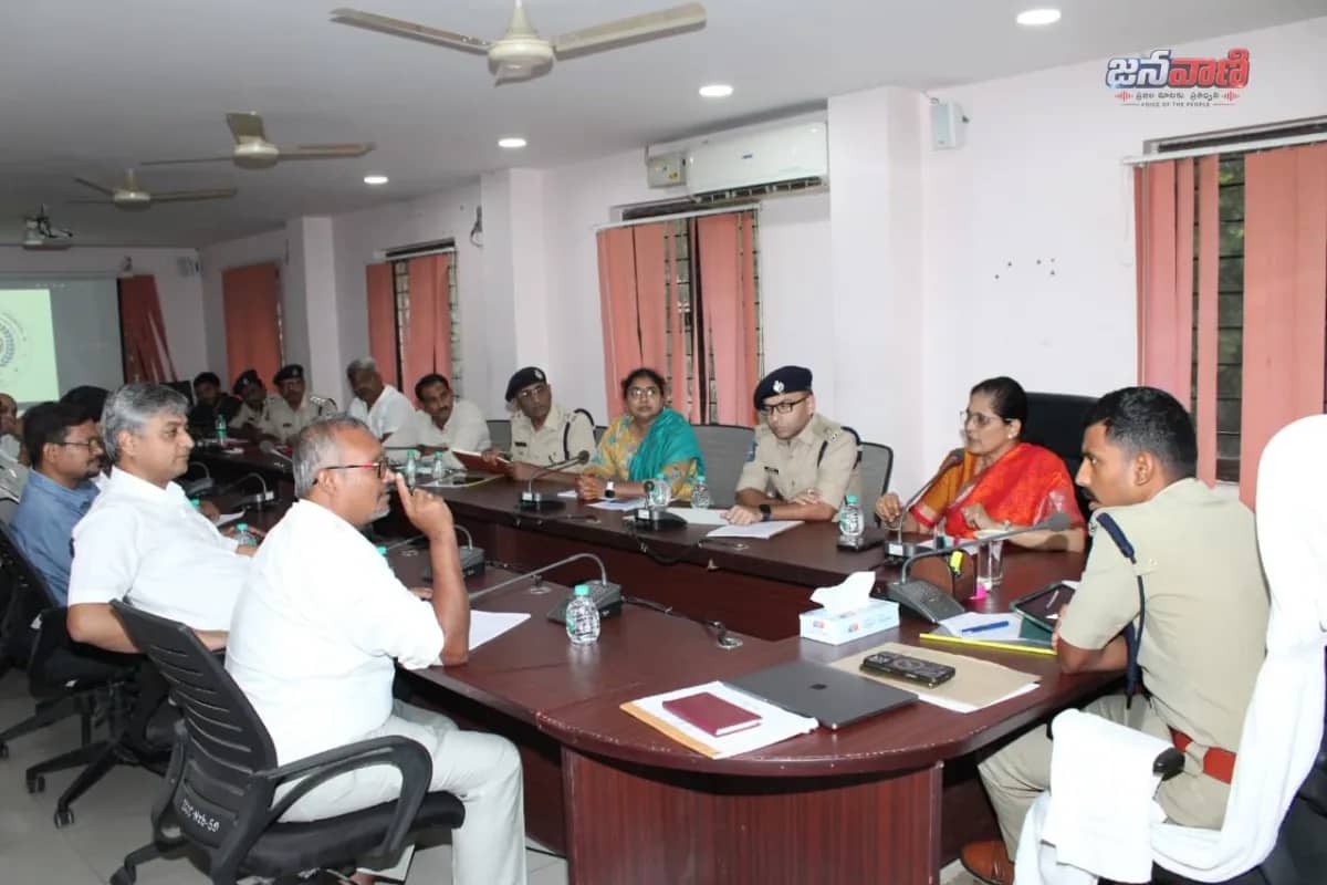 డ్రగ్స్, ట్రాఫిక్ నియంత్రణలో ప్రజల భాగస్వామ్యం అవసరం: సీపీ