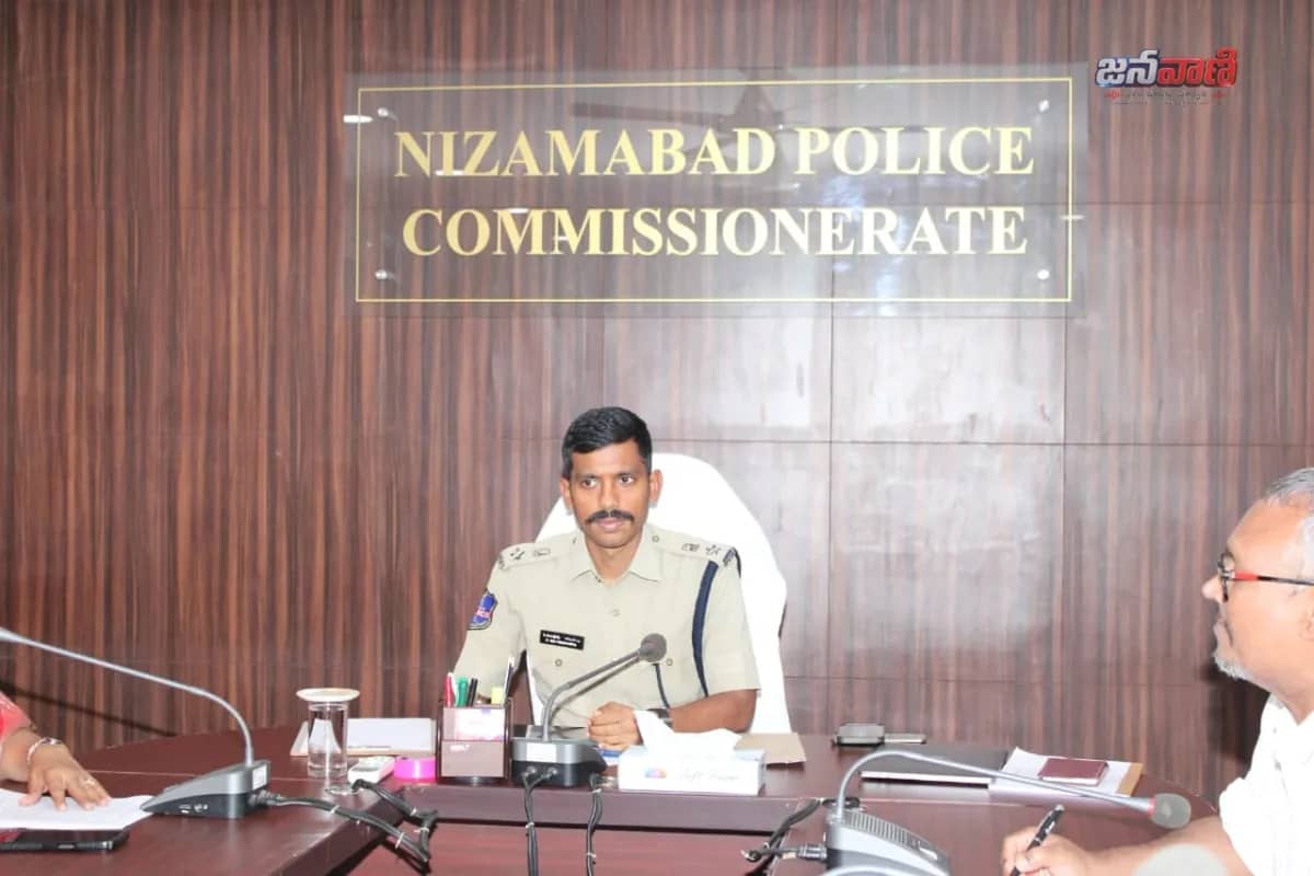 గోదావరి పుష్కరాలకు ఇప్పటినుంచే పోలీసుల మాస్టర్ ప్లాన్.. సీపీ ఆదేశాలు 