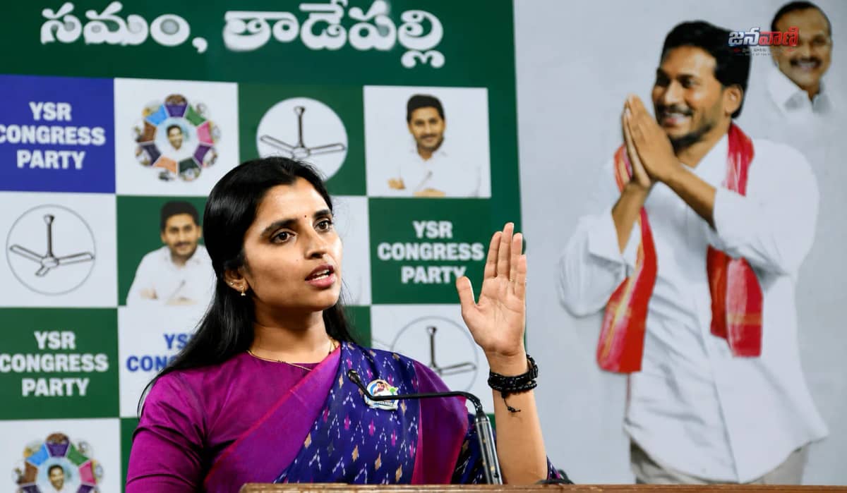టీటీడీ చైర్మన్ బీఆర్ నాయుడు రాజీనామా చేయాలి: ఆరె శ్యామల