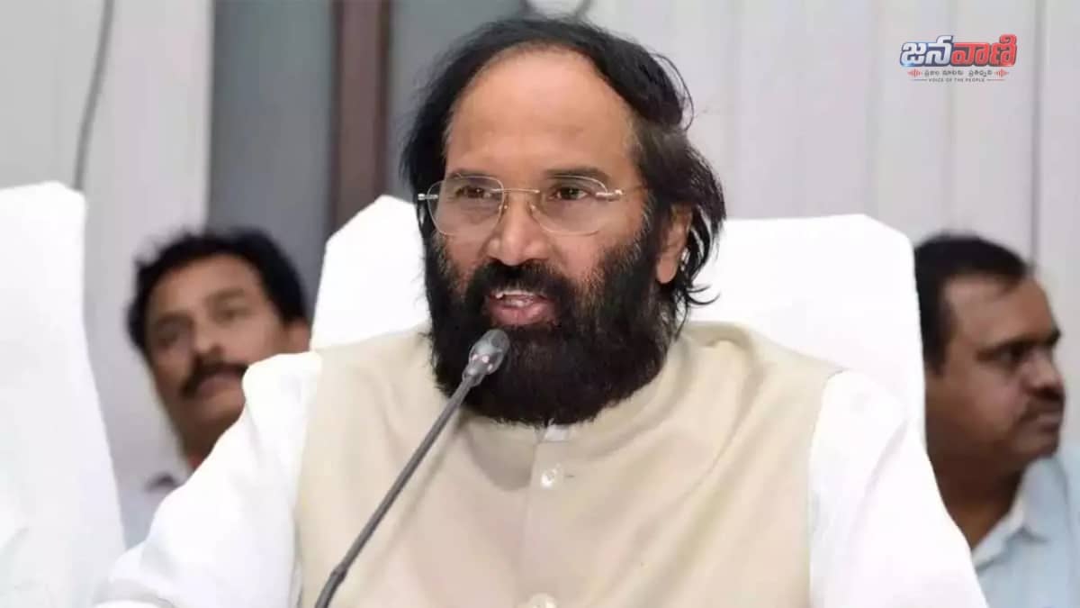 ఆగస్టు 15 నుంచి కొత్త రేషన్ కార్డులు..  ముఖ్యమంత్రి రేవంత్ రెడ్డి చేతుల మీదుగా ప్రారంభం 