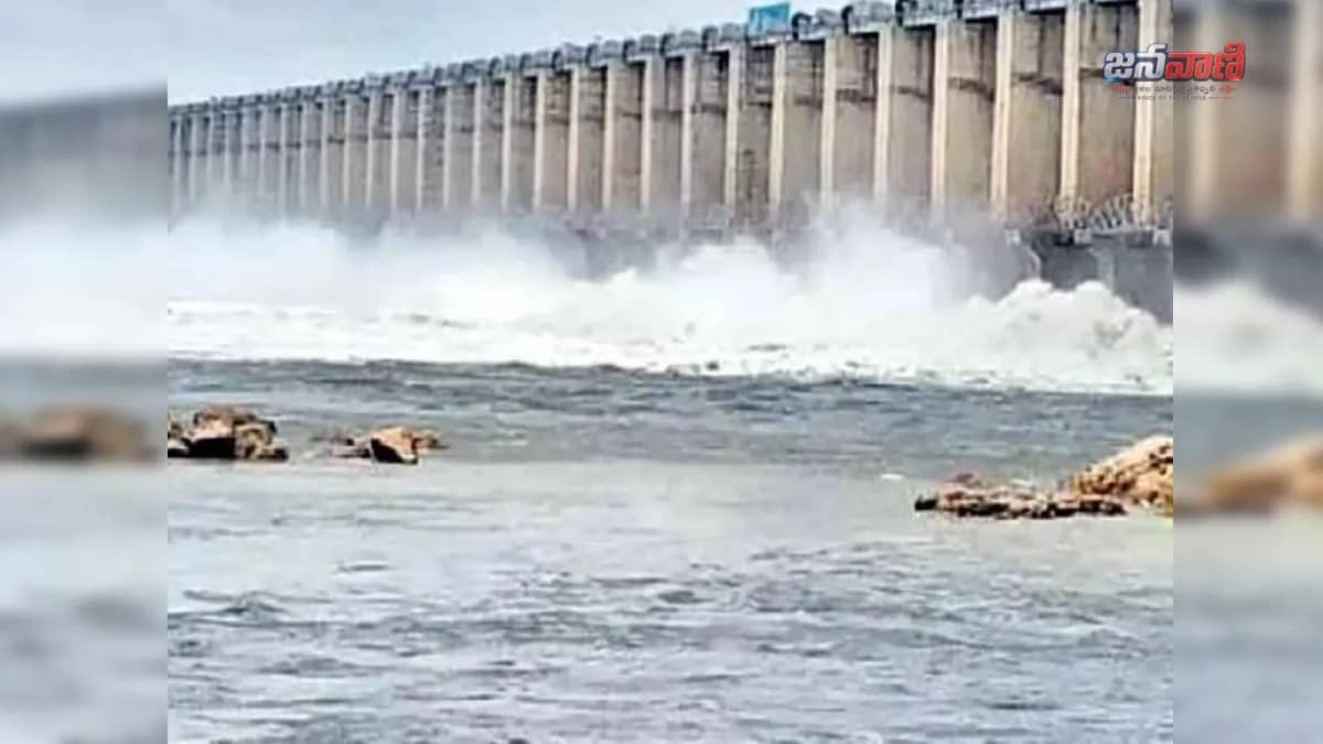 కృష్ణమ్మ పరవళ్లు.. జూరాల, శ్రీశైలానికి భారీ వరద