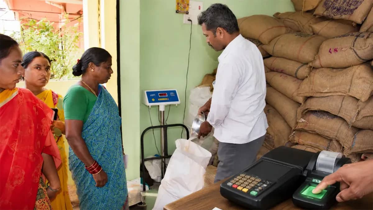 రేషన్ కార్డుదారులకు గుడ్‌న్యూస్.. ఈ-కేవైసీకి గడువు పొడిగింపు