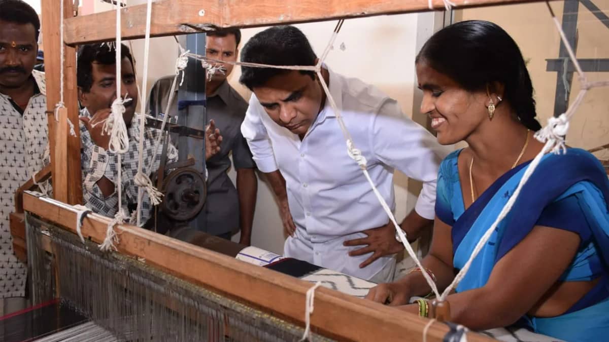 చేనేతపై కాంగ్రెస్‌ ప్రభుత్వం మాట తప్పింది.. నేతన్న బీమా, చేయూత పథకాలను పునరుద్ధరించాలని కేటీఆర్ డిమాండ్