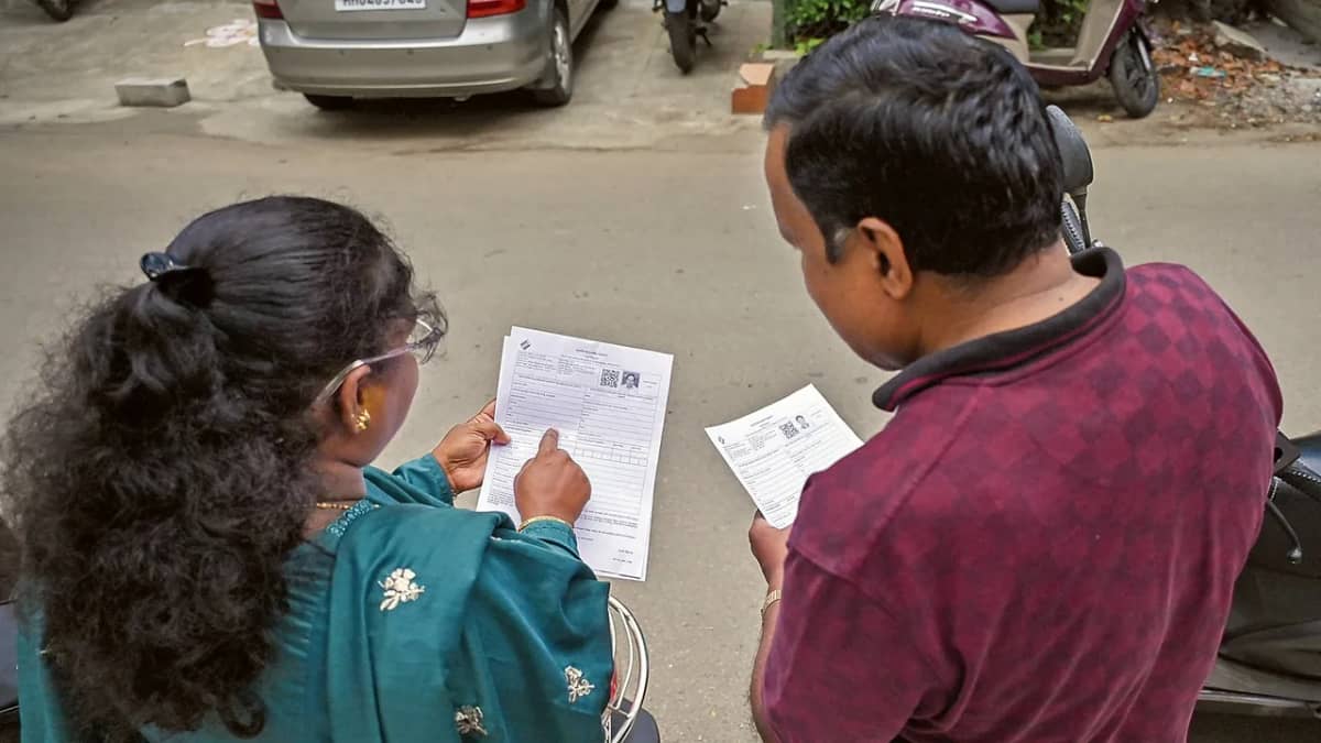 Telangana SIR: నేటితో ఎన్యూమరేషన్ ప్రక్రియ ముగింపు..మీ ఫామ్ స్టేటస్ ఇలా చెక్ చేయండి