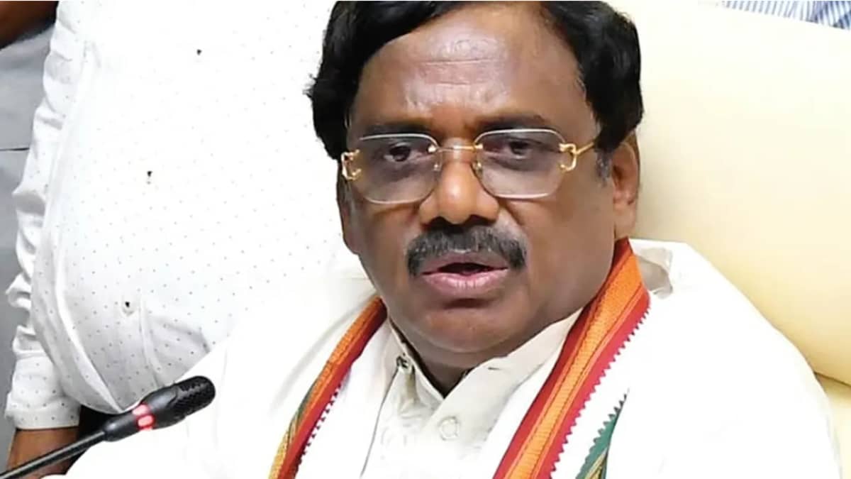 కాంగ్రెస్‌లో వర్గపోరు లేదు.. నేతలంతా పార్టీ బలోపేతానికే: మంత్రి వివేక్