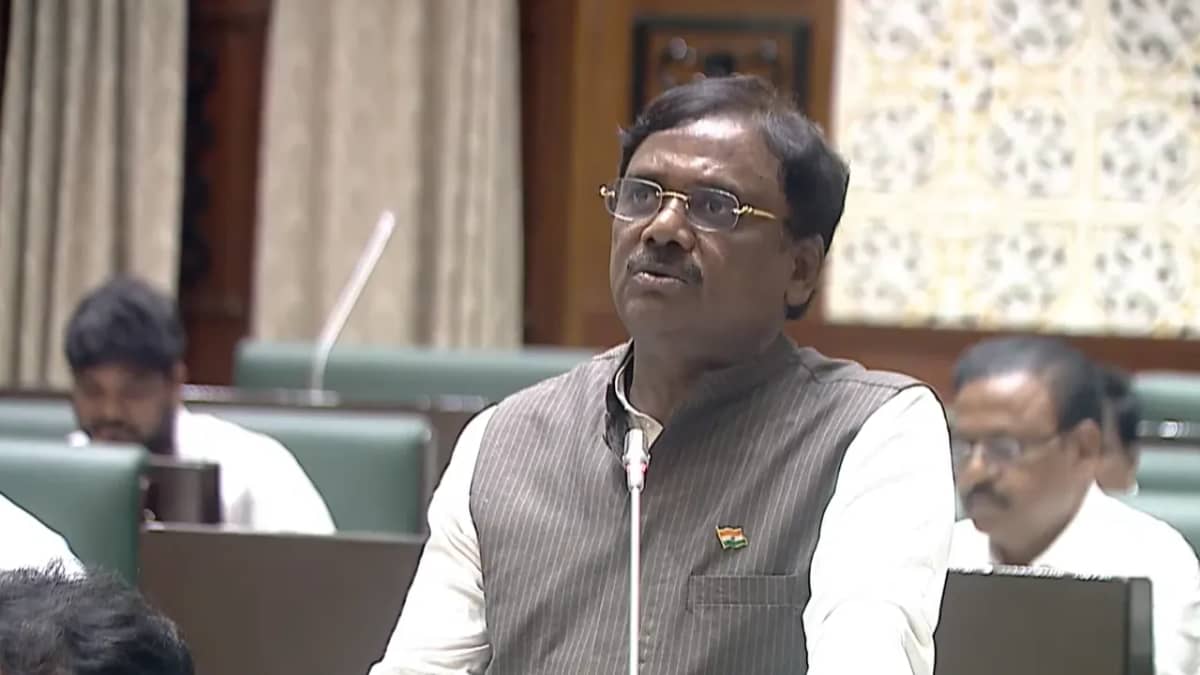కనీస వేతనాల్లో తెలంగాణ దేశానికే ఆదర్శం: మంత్రి వివేక్ వెంకటస్వామి