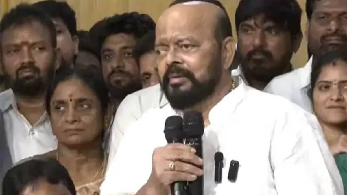 పదవి ఉంటే ఉంటుంది.. పోతే పోతుంది: కొండా మురళి సంచలన వ్యాఖ్యలు