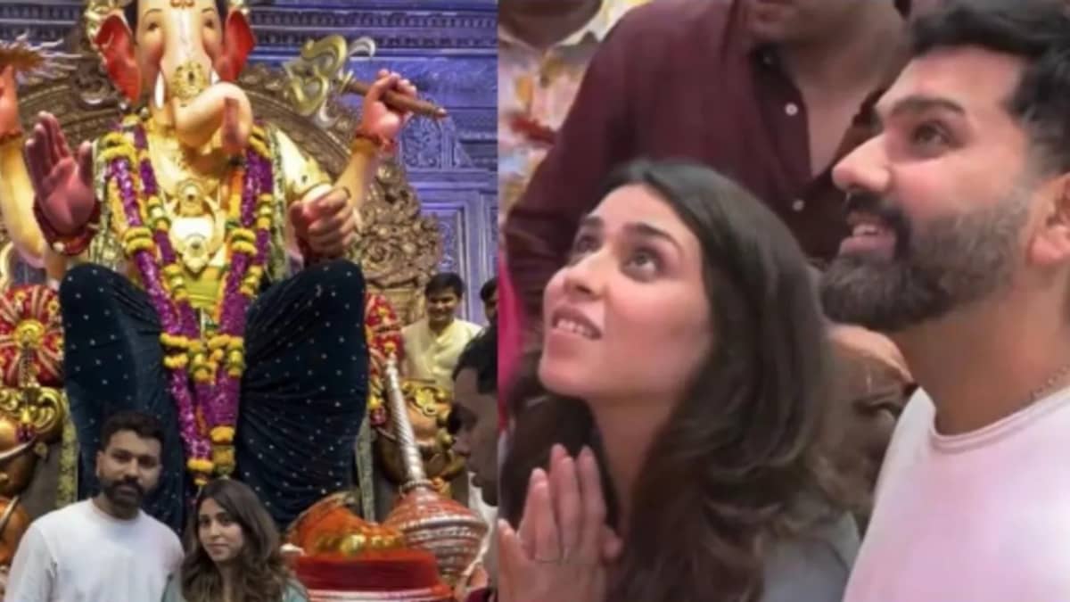 Rohit Sharma and Ritika Sajdeh visit Lalbaugcha Raja and seek blessings
