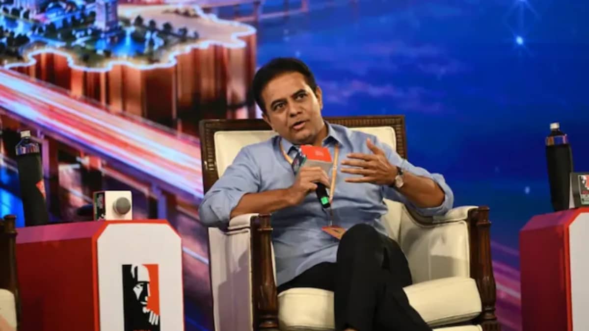 ఎట్టి పరిస్థితుల్లోనూ బీజేపీతో కలిసేది లేదు..కేసీఆరే మ‌ళ్లీ సీఎం: కేటీఆర్