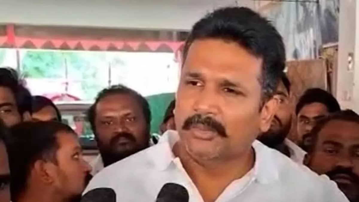 బీఆర్‌ఎస్ అధికార ప్రతినిధి మన్నె క్రిశాంక్ అరెస్ట్