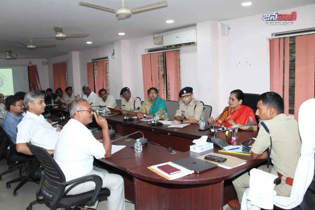డ్రగ్స్, ట్రాఫిక్ నియంత్రణలో ప్రజల భాగస్వామ్యం అవసరం: సీపీ