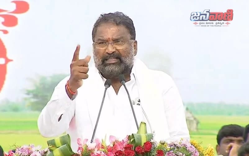పాలమూరుపై రాజకీయాలు మానుకోవాలి.. కృష్ణా జలాలపై బీఆర్ఎస్‌కు మాట్లాడే హక్కు లేదు: మంత్రి వాకిటి శ్రీహరి