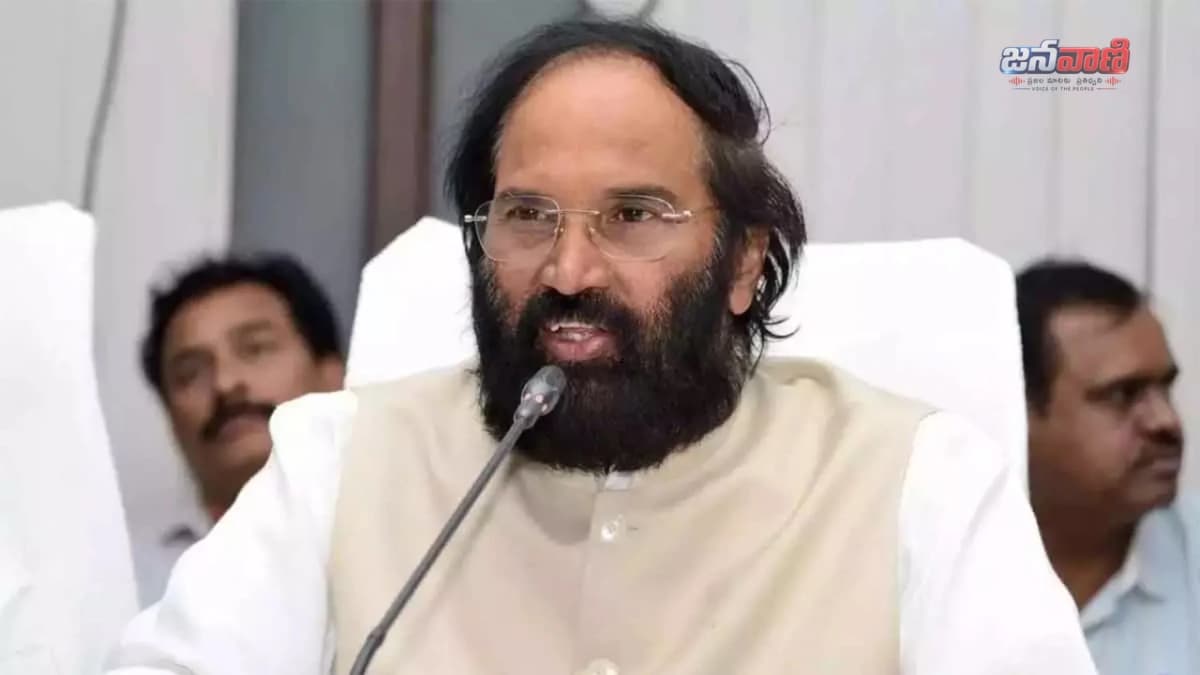 ఆగస్టు 15 నుంచి కొత్త రేషన్ కార్డులు..  ముఖ్యమంత్రి రేవంత్ రెడ్డి చేతుల మీదుగా ప్రారంభం 
