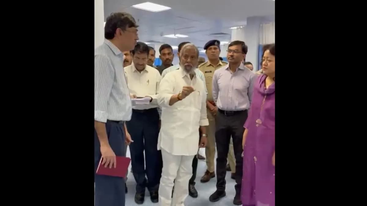 సీఎం రేవంత్‌ చేతుల మీదుగా రేపే డా. ఎంసీఆర్ టిమ్స్ ప్రారంభం.. ఏర్పాట్లపై హెల్త్ మినిస్టర్ దామోదర్ రాజ నరసింహ సమీక్ష