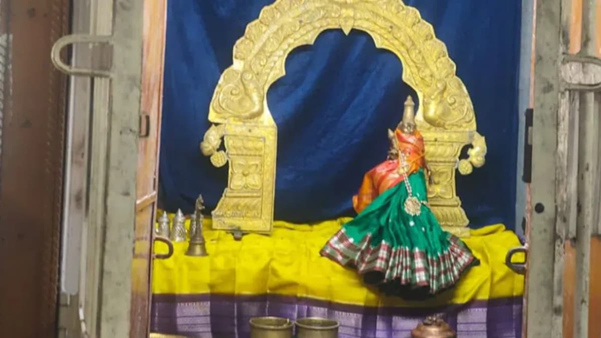శ్రీరంగనాథ స్వామి ఆలయ సముదాయంలో చోరీ..శ్రీరాముడు, లక్ష్మణుడు, ఆంజనేయస్వామి విగ్రహాలు మాయం
