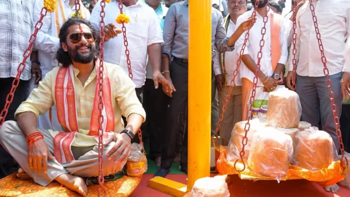  మేడారం సమ్మక్క-సారలమ్మకు మొక్కులు చెల్లించుకున్న ‘ది ప్యారడైజ్’ టీమ్