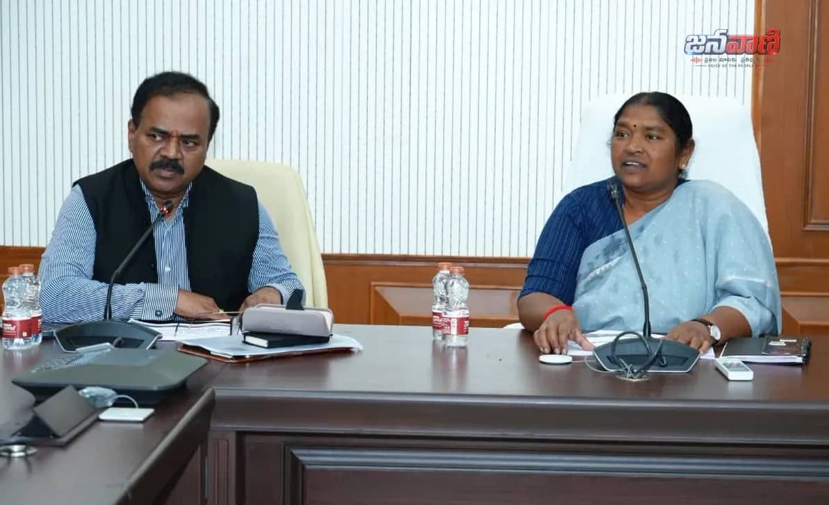 గ్రామీణ రహదారులకు కొత్త రూపు.. 6,703 గ్రామాల్లో హ్యామ్ రోడ్ల పనులకు సీతక్క గ్రీన్ సిగ్నల్