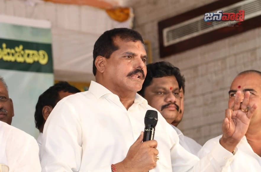 డీఎస్సీ నుంచి ఫీజు బకాయిల వరకు.. ఏపీ ప్రభుత్వంపై బొత్స సత్యనారాయణ తీవ్ర విమర్శలు