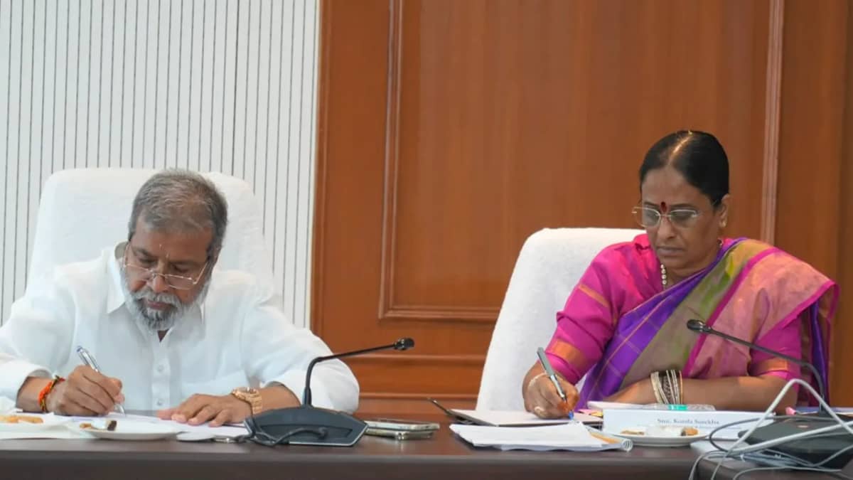 వరంగల్ను అత్యాధునిక వైద్య కేంద్రంగా తీర్చిదిద్దడమే లక్ష్యం: మంత్రి కొండా సురేఖ