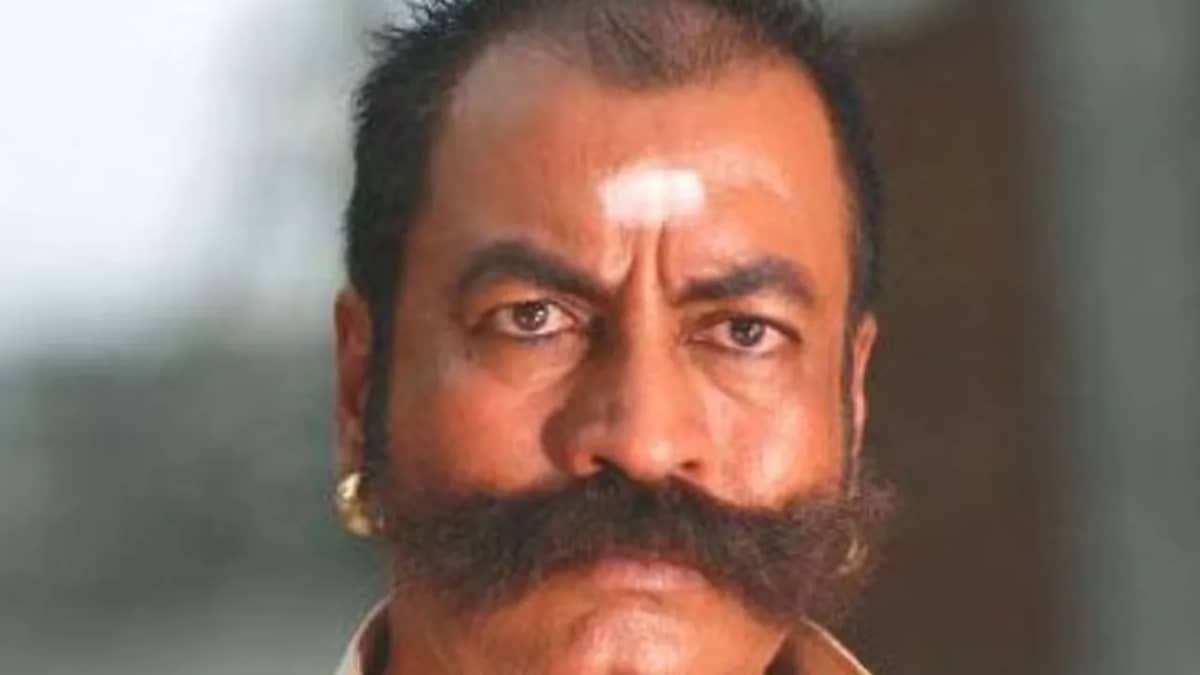 విలన్గా ప్రదీప్ రావత్ ఎన్ని కోట్లు సంపాదించాడో తెలుసా?