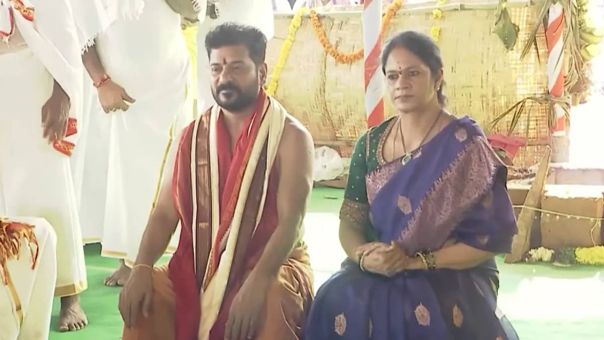 నాగార్జునసాగర్లో మహా వరుణ యాగం.. పాల్గొన్న సీఎం రేవంత్రెడ్డి దంపతులు