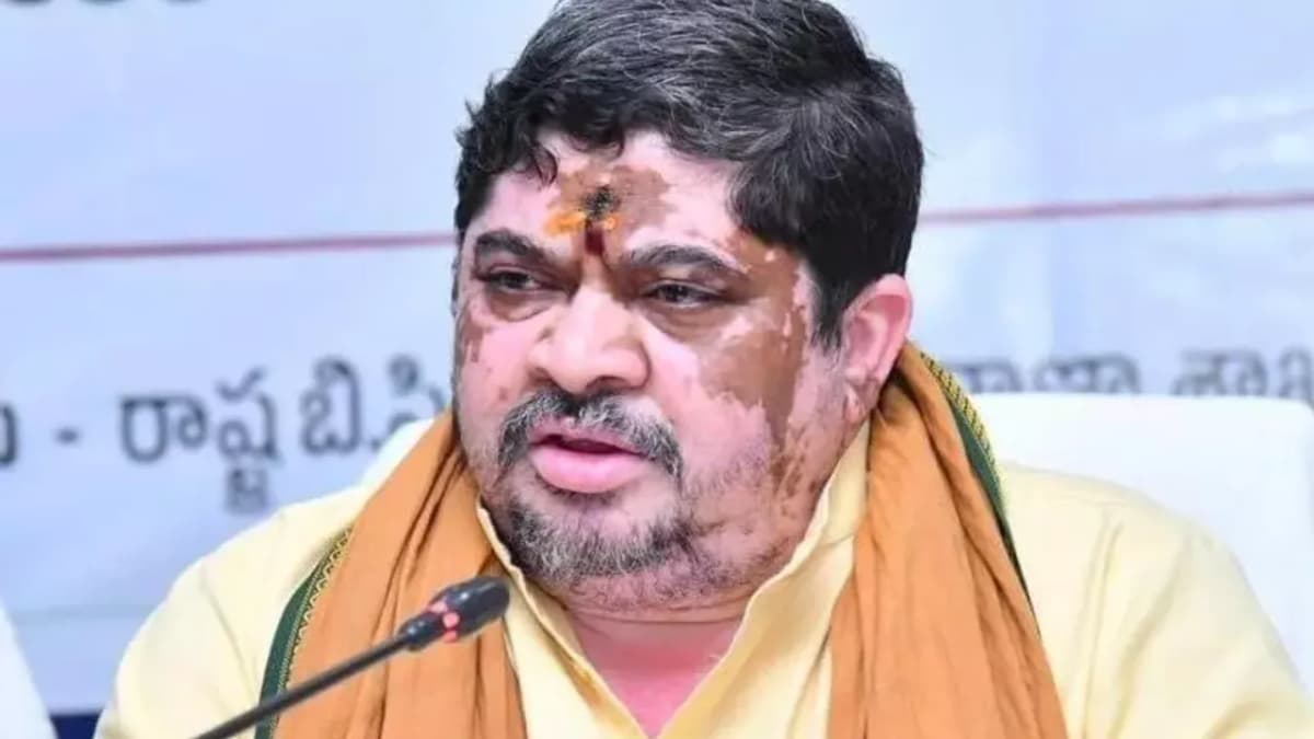 బీసీ మహిళలకు తెలంగాణ సర్కార్ బంపర్ పథకం..రేపటి నుంచే ప్రారంభం, రూ.10 వేల వరకు లబ్ధి