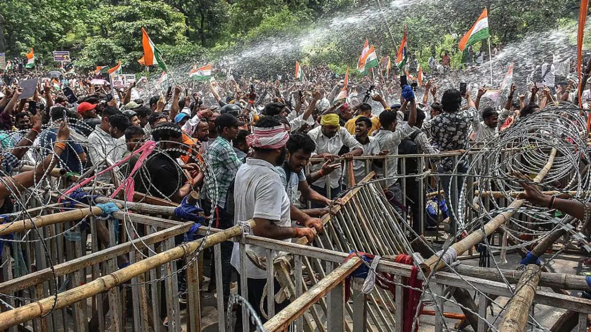 ఝార్ఖండ్లో విద్యార్థుల ఉద్యమం ఉధృతం.. 600 మందిపై కేసులు