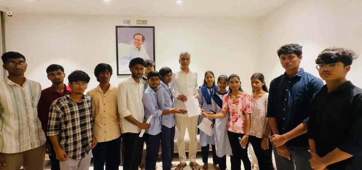 Polytechnic Students Protest Harish Rao Support Go 97 Cancellation Polytechnic Students Protest Harish Rao Support Go 97 Cancellation